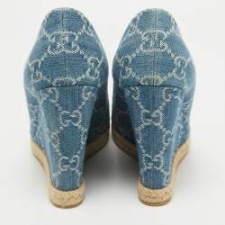 Pre Owned Gucci Blue GG Denim Charlotte Horsebit Peep Toe Wedge Pumps Size 39.5