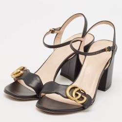 مملوكة مسبقًا Gucci Black Leather GG Marmont Ankle Strap Sandals Size 37