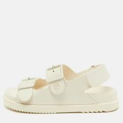 مملوكة مسبقًا Gucci Off White Rubber Mini Double G Logo Dusty Ankle Strap Flat Sandals Size 38