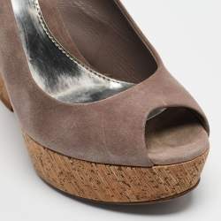 Gucci Mauve Suede Cork Wedge Sandals Size 38