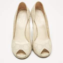 مملوكة مسبقًا Gucci Cream Guccissima Leather Peep Toe Pumps Size 36.5