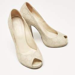مملوكة مسبقًا Gucci Cream Guccissima Leather Peep Toe Pumps Size 36.5
