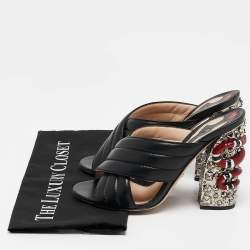 Pre Owned Gucci Black Quilted Leather Snake Embellished Slide Sandals Size 39