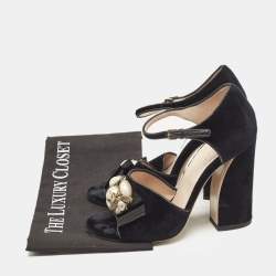 Gucci Black Velvet Bee Pearl Ankle Strap Sandals Size 38