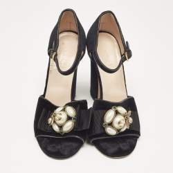 Gucci Black Velvet Bee Pearl Ankle Strap Sandals Size 38