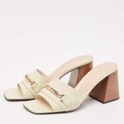 Gucci Cream Leather Chain Embellished Slide Sandals Size 40