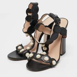 Pre Owned Gucci Black Leather Faux Pearl Willow T-Strap Block Heel Sandals Size 37.5