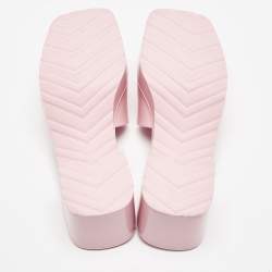 Gucci Pink Rubber Embossed Logo Slide Sandals Size 40