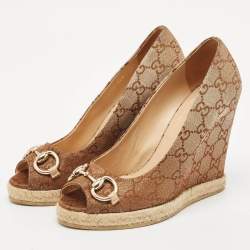 Gucci Beige GG Canvas Charlotte Horsebit Wedge Peep Toe Espadrille Pumps Size 36.5