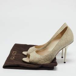 Gucci Off White Guccissima Leather Horsebit Peep Toe Pumps Size 38.5