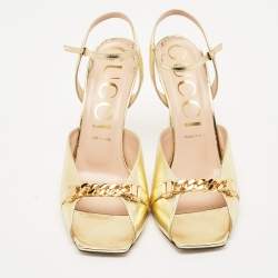مملوكة مسبقًا Gucci Gold Leather Chain Detail Sylvie Sandals Size 41
