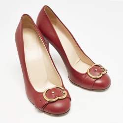 Gucci Red Leather GG Buckle Pumps Size 38.5
