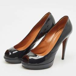 Gucci Navy Blue Patent Leather Betty Platform Pumps Size 38.5