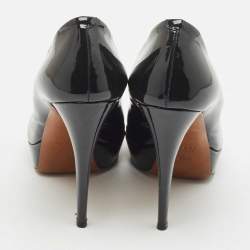 Gucci Navy Blue Patent Leather Betty Platform Pumps Size 38.5