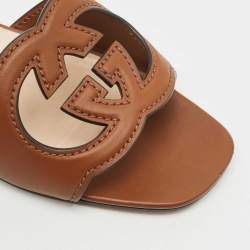 مملوكة مسبقًا Gucci Brown Leather Interlocking G Cut Out Flat Slides Size 38.5