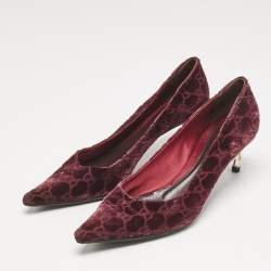 Gucci Burgundy GG Velvet Pointed Toe Pumps Size 41