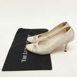 Gucci Off White Guccissima Leather Embellished Pumps Size 39.5