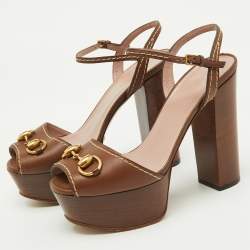 مملوكة مسبقًا Gucci Brown Leather Claudie Horsebit Platform Ankle Strap Sandals Size 35.5