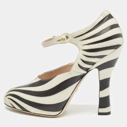Gucci Cream/Black Leather Mary Jane Pumps Size 41