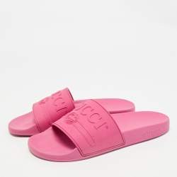 Gucci Pink Rubber Logo Embossed Pool Slides Size 40