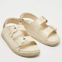 Gucci Off White Rubber Double G Logo Dusty Ankle Strap Flat Sandals Size 36