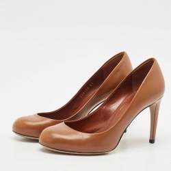 Pre Owned Gucci Brown Leather Round Toe Pumps Size 37