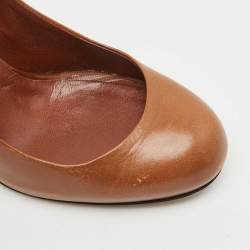 Pre Owned Gucci Brown Leather Round Toe Pumps Size 37