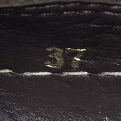 مملوكة مسبقًا حذاء رياضي غوتشي \"آيس\" ببني وبيج من كانفاس جي جي سوبريم وتفاصيل ويب وبنمط منخفض من أعلى مقاس 37