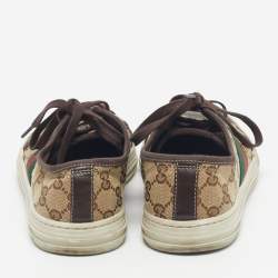 مملوكة مسبقًا حذاء رياضي غوتشي \"آيس\" ببني وبيج من كانفاس جي جي سوبريم وتفاصيل ويب وبنمط منخفض من أعلى مقاس 37