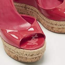 Pre Owned Gucci Coral Red Patent Leather Holie Wedge Sandals Size 35