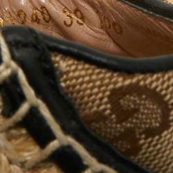 Pre Owned حذاء جوتشي كعب عالي إسبرادريل منصة ساق مربوط قماش GG بني/بيج مقاس 39