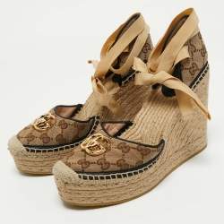 Pre Owned حذاء جوتشي كعب عالي إسبرادريل منصة ساق مربوط قماش GG بني/بيج مقاس 39