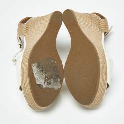 Pre Owned Gucci Cream Patent Leather Horsebit Wedge Espadrille Sandals Size 39.5