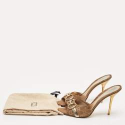 مملوكة مسبقًا صندل غوتشي قماش GG سوبرين ذهبي بتفصيل حدوة الحصان مقدمة مفتوحة مقاس 39