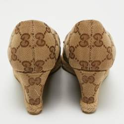 Pre Owned Gucci Beige/Brown GG Canvas Horsebit Peep Toe Wedge Espadrille Pumps Size 34