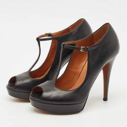 Pre Owned Gucci Black Leather Betty T-Strap Platform Pumps Size 38.5