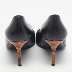 مملوكة مسبقًا Gucci Black Leather Round Toe Pumps Size 39