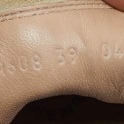 مملوكة مسبقًا حذاء رياضي غوتشي فاليزر جلد فضي متلألئ مرصع عنق منخفض مقاس 39