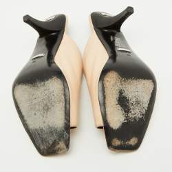 Pre Owned Gucci Beige Leather Open Toe Mules Size 36