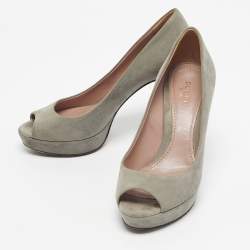 Pre Owned Gucci Grey Suede Platform Peep Toe Pumps Size 36