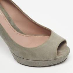 Pre Owned Gucci Grey Suede Platform Peep Toe Pumps Size 36