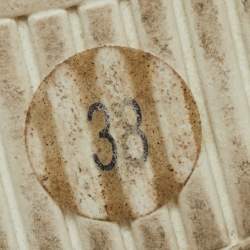 مملوكة مسبقًا حذاء رياضي غوتشي منخفض من أعلى نحل مطرز جلد أبيض مقاس 37.5