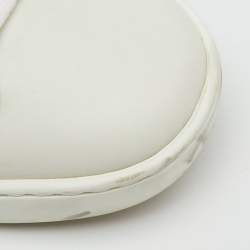 مملوكة مسبقًا حذاء رياضي غوتشي منخفض من أعلى نحل مطرز جلد أبيض مقاس 37.5