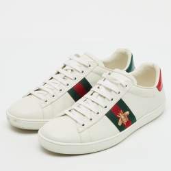 مملوكة مسبقًا حذاء رياضي غوتشي منخفض من أعلى نحل مطرز جلد أبيض مقاس 37.5