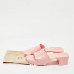 Pre Owned Gucci Pink Rubber Embossed Logo Block Heel Slide Sandals Size 39