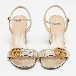 مملوكة مسبقًا صندل كعب كتلة مع حزام كاحل جلد غوتشي GG ذهبي متلألئ مقاس 36