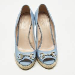 Pre Owned Gucci Sky Blue Leather Horsebit Wedge Pumps Size 38