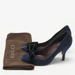 Pre Owned Gucci Navy Blue Suede and Velvet Bow Pumps Size 36.5