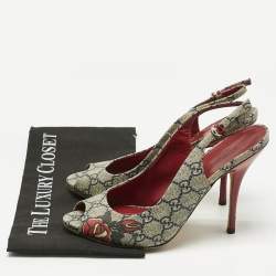 Pre Owned Gucci Beige/Navy Blue GG Supreme Canvas Heart Tattoo Peep Toe Slingback Sandals Size 39