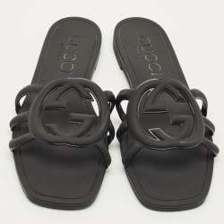 Pre Owned Gucci Black Rubber Interlocking G Flat Slides Size 40
